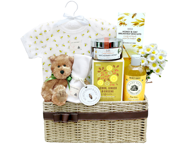 https://arujillo.website/images/New-Born-Baby-Gift/640x480/Baby-Gift-Basket-z21~PIC36668780_v3.jpg